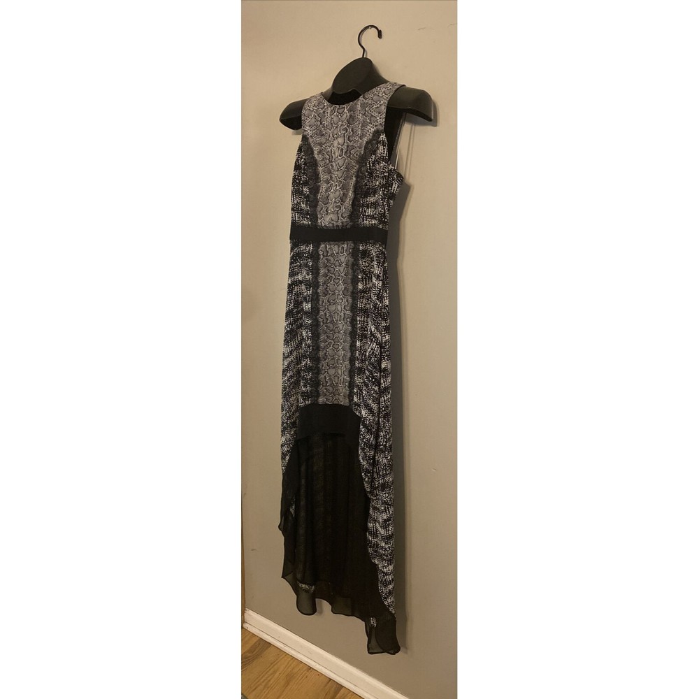 bcbg maxazria dress 6 snake print sleeveless worn once Pit 16 to 17”-length 61”